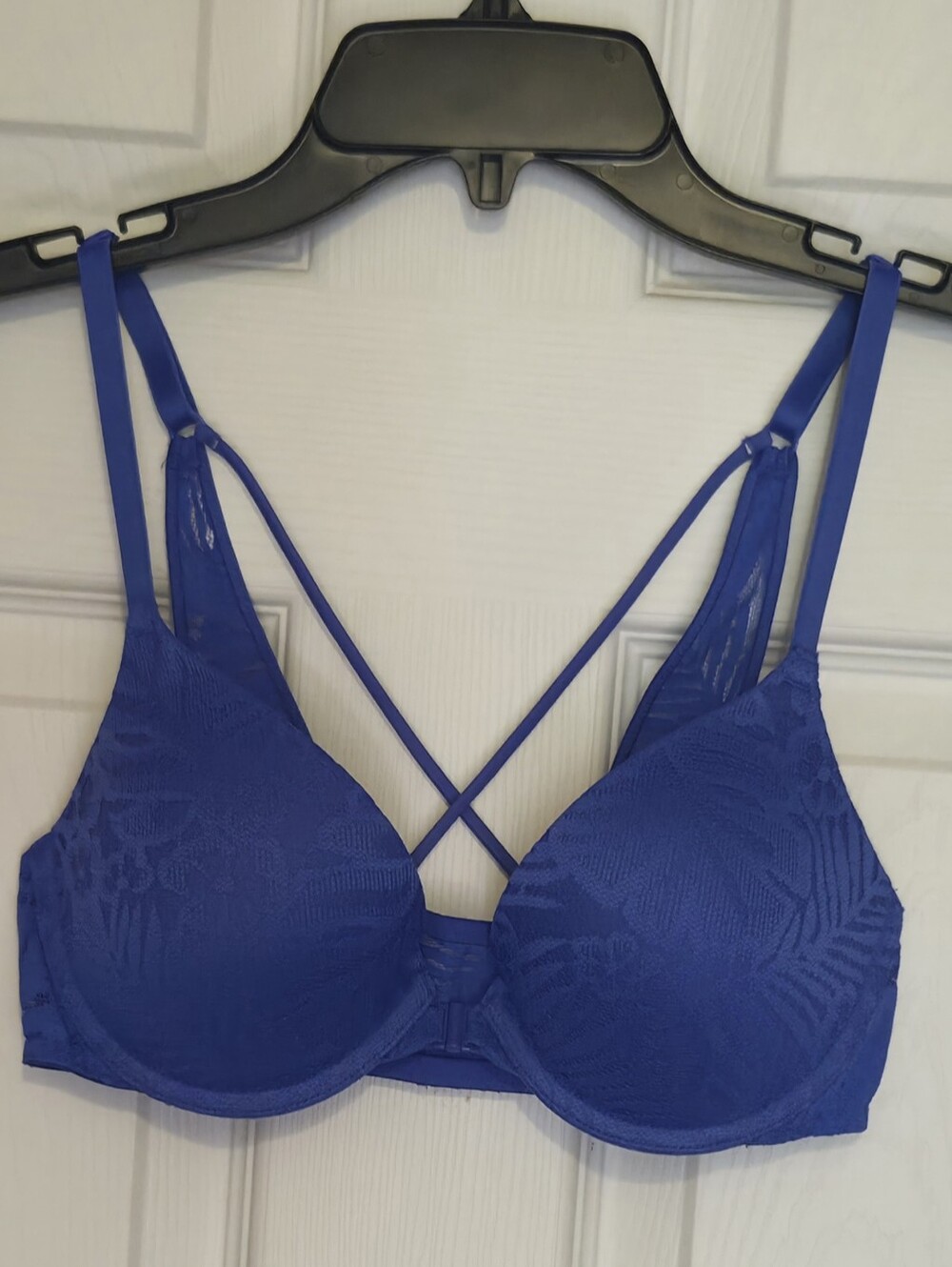PINK Victoria's Secret Royal Blue Lace Push-Up Bra